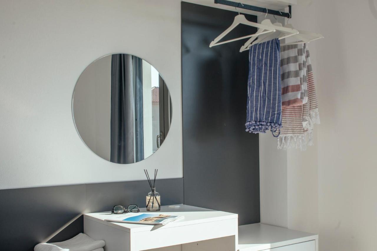 Ermojo Luxury Apartments Metokhion Patriotikon Εξωτερικό φωτογραφία